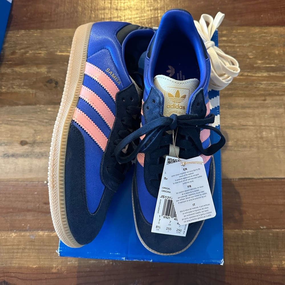 Adidas Womens Blue and Pink Sambas BRAND NEW